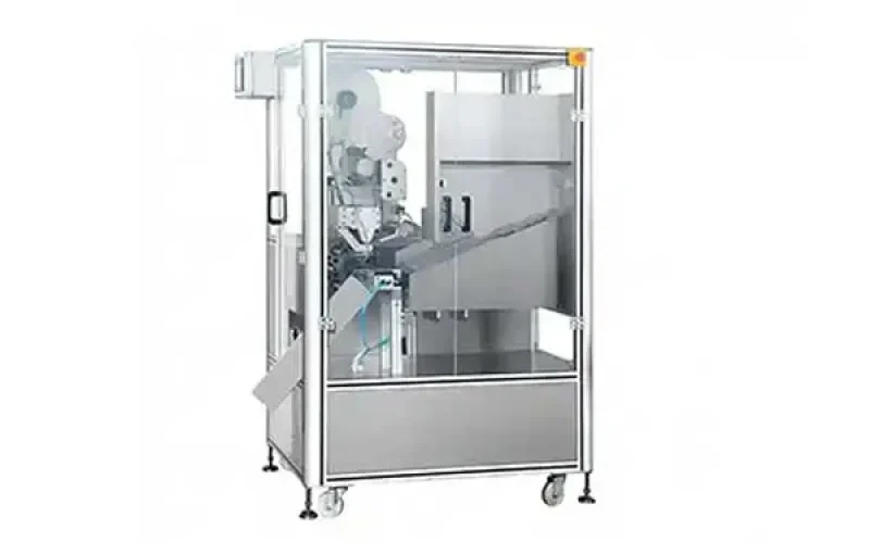 Tube-Labeling-Machine